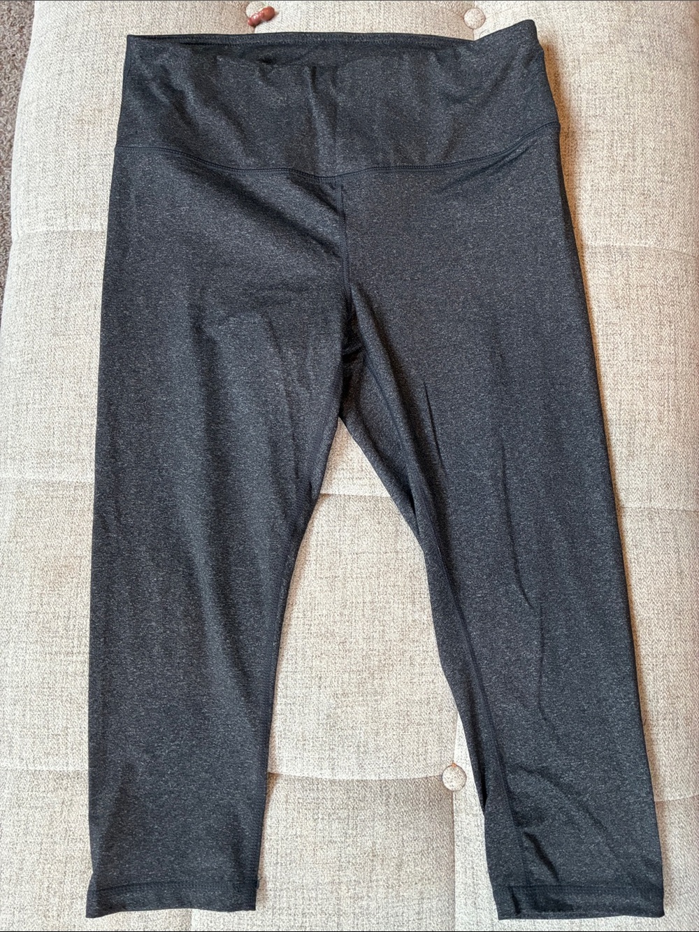 Active Life Black Capri Leggings with Wide Waistband